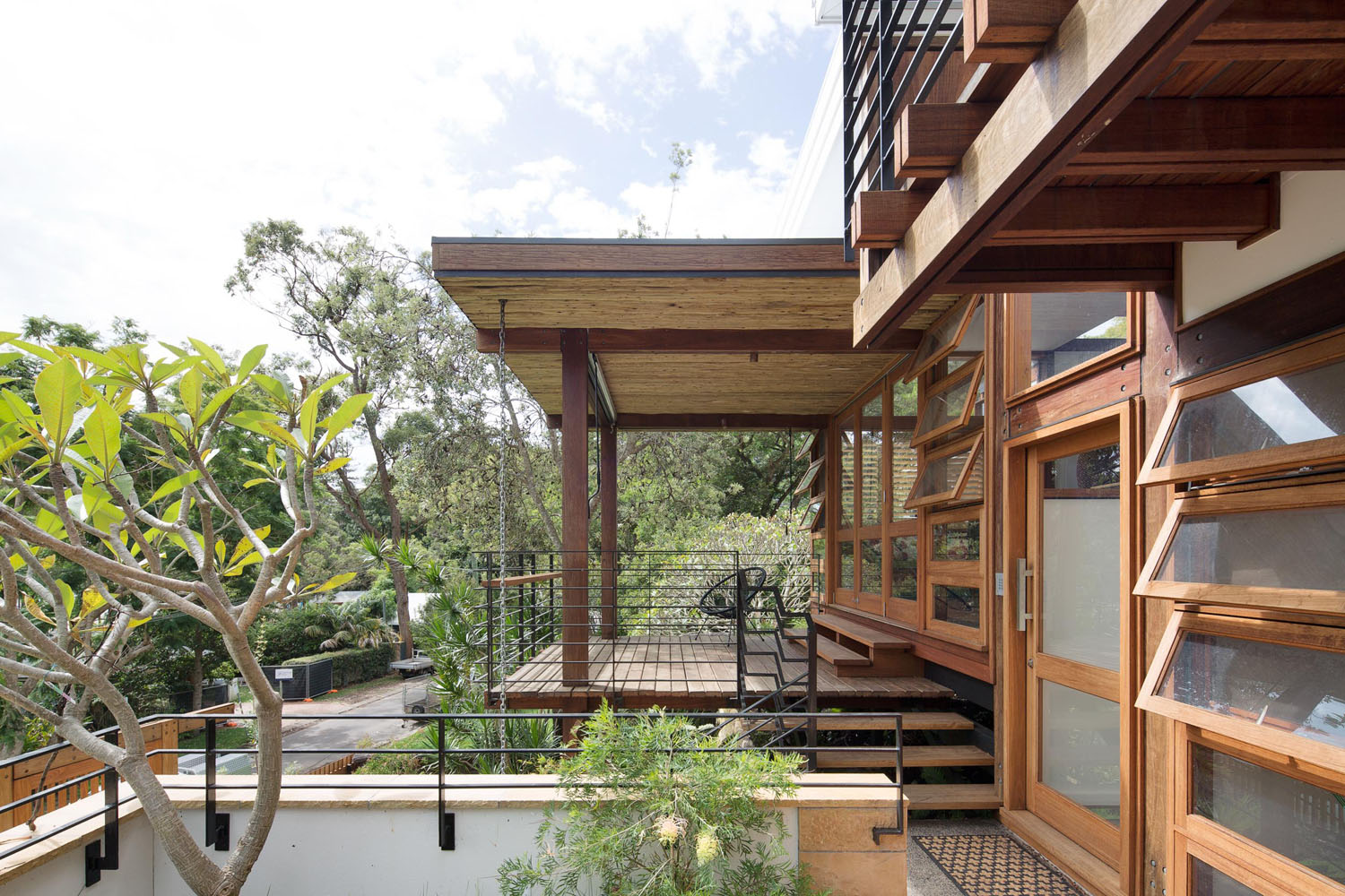 contemporary builders - clareville beach house