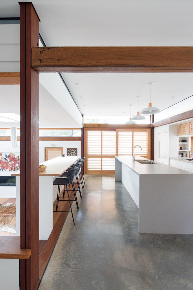 contemporary builders - clareville beach house