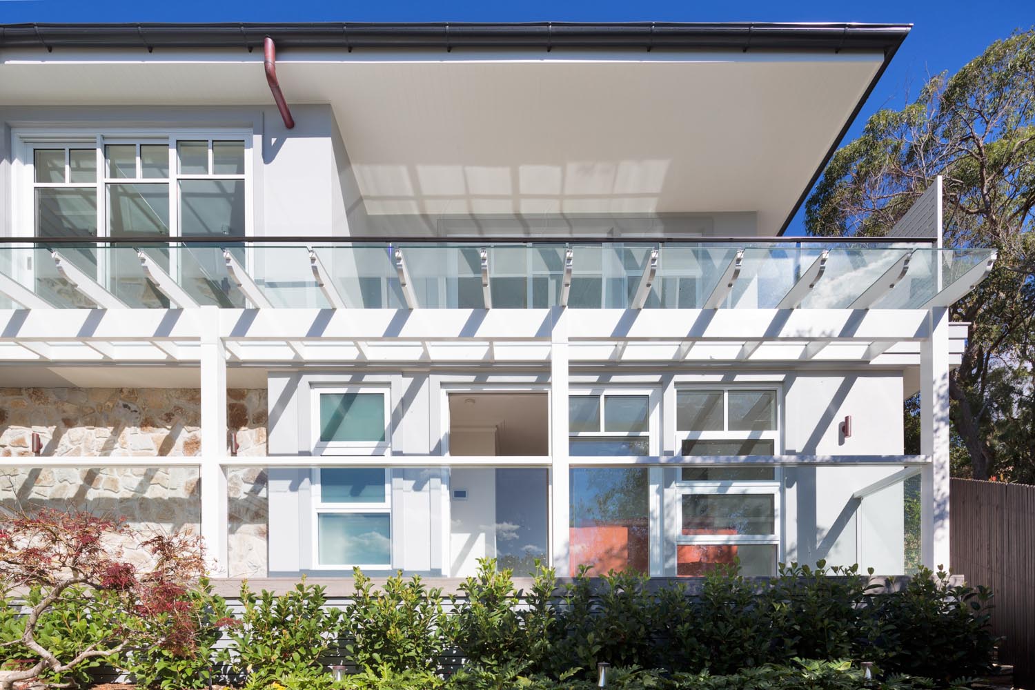 Contemporary-Builders-Palm-Beach-House