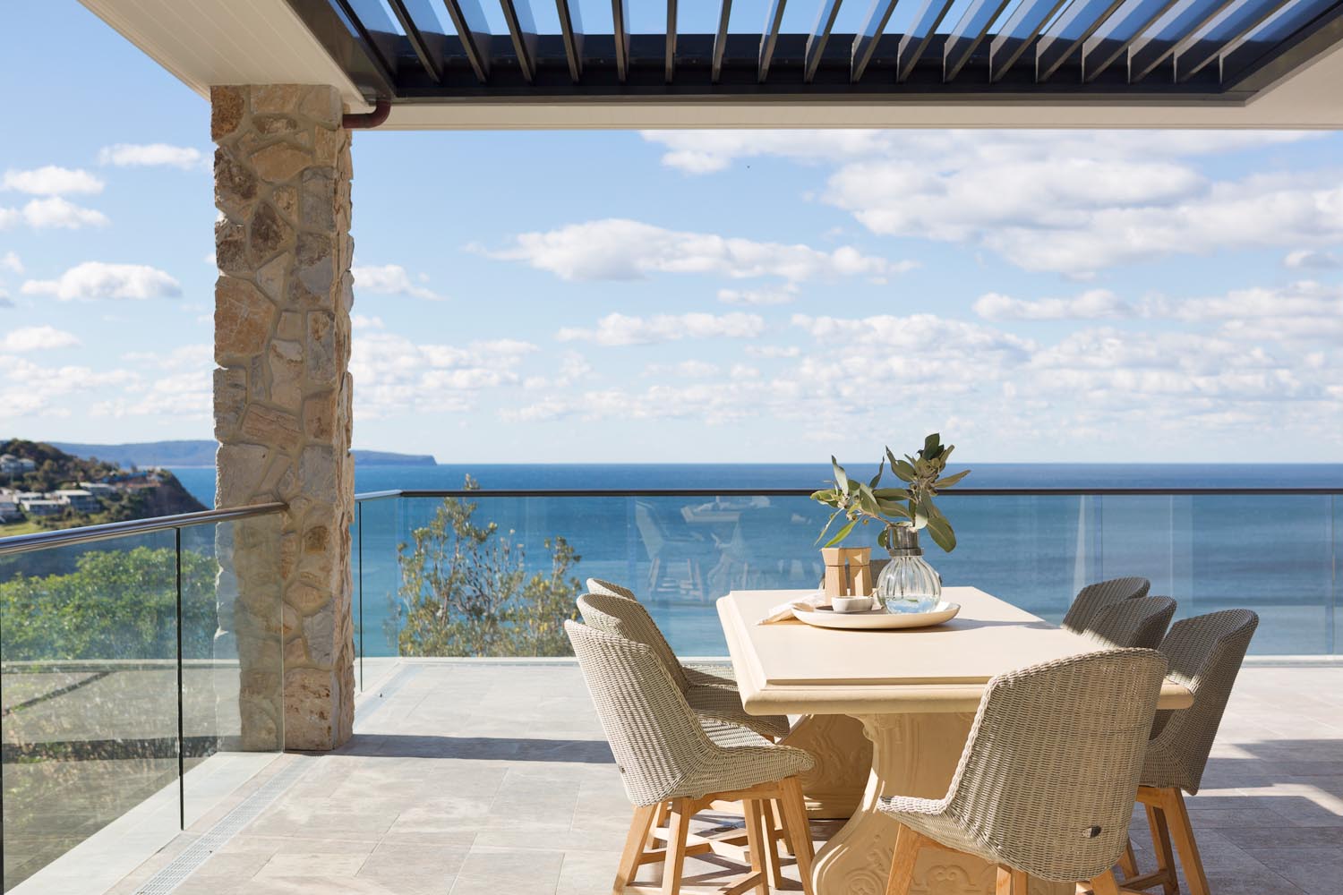 Contemporary-Builders-whale-Beach-House