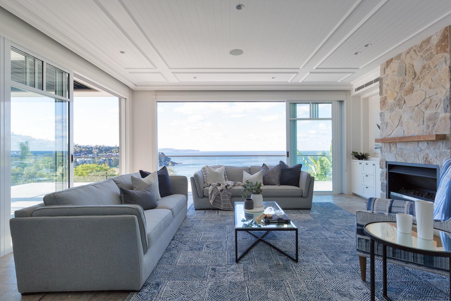 Contemporary-Builders-whale-Beach-House