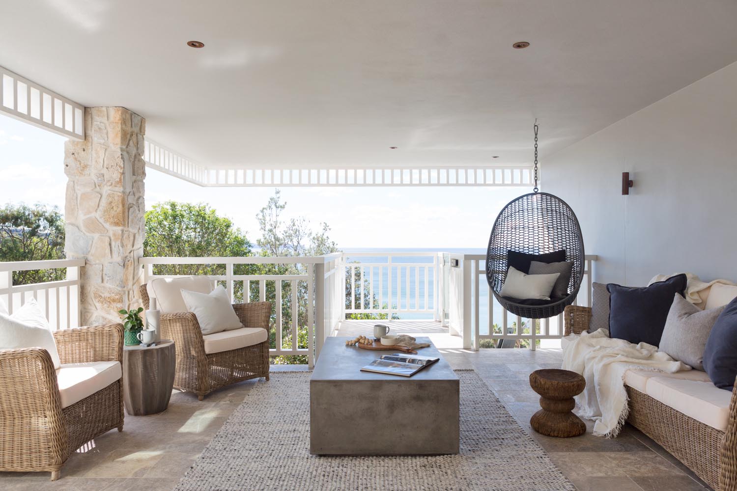 Contemporary-Builders-whale-Beach-House